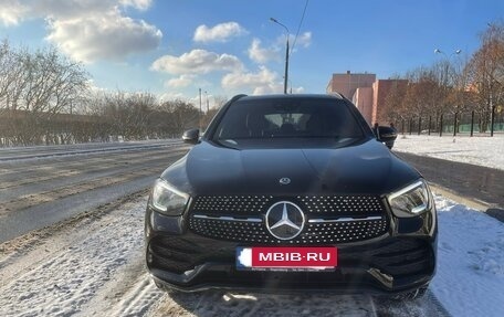 Mercedes-Benz GLC, 2019 год, 5 000 000 рублей, 2 фотография