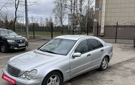 Mercedes-Benz C-Класс, 2001 год, 395 000 рублей, 3 фотография