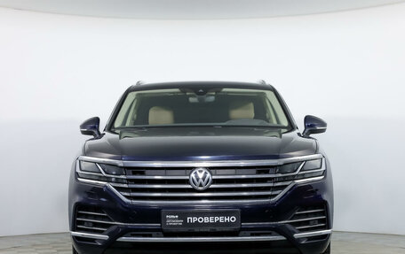 Volkswagen Touareg III, 2020 год, 5 490 000 рублей, 2 фотография