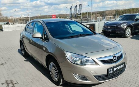 Opel Astra J, 2011 год, 793 100 рублей, 3 фотография