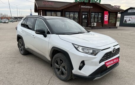 Toyota RAV4, 2020 год, 3 400 000 рублей, 5 фотография