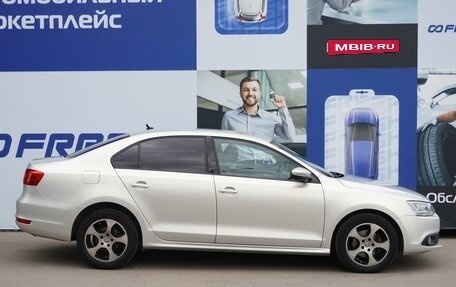 Volkswagen Jetta VI, 2011 год, 1 299 000 рублей, 5 фотография