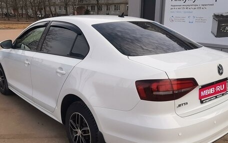 Volkswagen Jetta VI, 2016 год, 1 250 000 рублей, 2 фотография