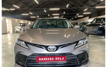 Toyota Camry, 2022 год, 3 490 000 рублей, 2 фотография