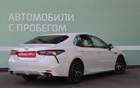 Toyota Camry, 2022 год, 5 463 000 рублей, 2 фотография