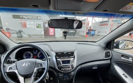 Hyundai Solaris II рестайлинг, 2016 год, 1 350 000 рублей, 2 фотография
