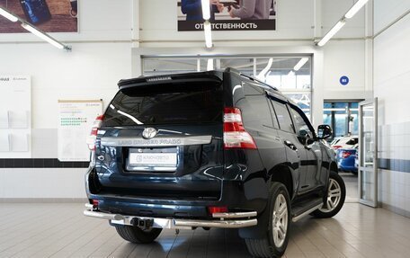 Toyota Land Cruiser Prado 150 рестайлинг 2, 2013 год, 3 590 000 рублей, 2 фотография