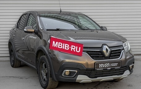 Renault Logan II, 2019 год, 995 000 рублей, 3 фотография
