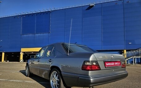 Mercedes-Benz W124, 1993 год, 770 000 рублей, 3 фотография