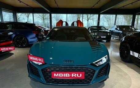 Audi R8, 2021 год, 23 500 000 рублей, 2 фотография