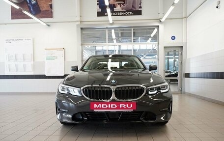 BMW 3 серия, 2020 год, 3 950 000 рублей, 3 фотография