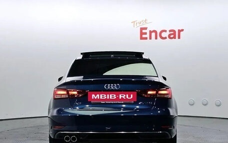 Audi A3, 2019 год, 1 800 000 рублей, 4 фотография