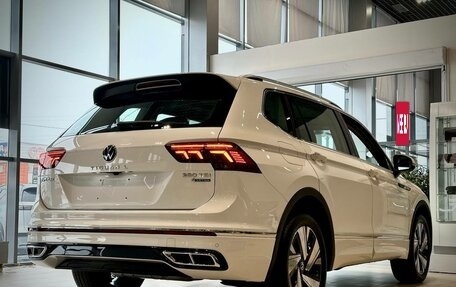 Volkswagen Tiguan II, 2023 год, 5 190 000 рублей, 3 фотография