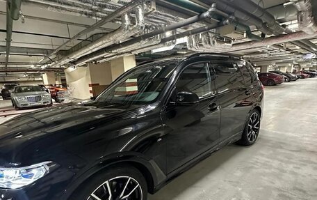 BMW X7, 2020 год, 11 000 000 рублей, 3 фотография