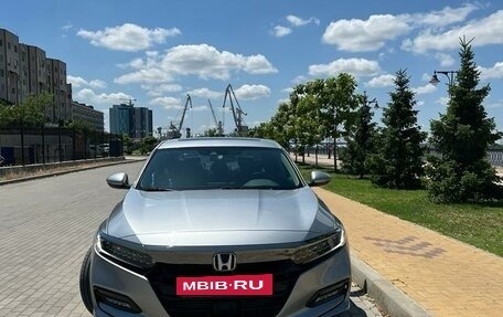 Honda Accord IX рестайлинг, 2019 год, 3 200 000 рублей, 2 фотография