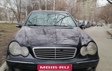 Mercedes-Benz C-Класс, 2001 год, 800 000 рублей, 4 фотография