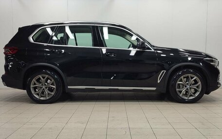 BMW X5, 2019 год, 5 932 000 рублей, 4 фотография