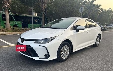 Toyota Corolla, 2019 год, 1 950 000 рублей, 2 фотография