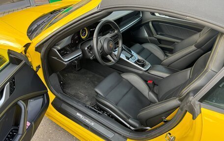 Porsche 911, 2020 год, 36 000 000 рублей, 2 фотография