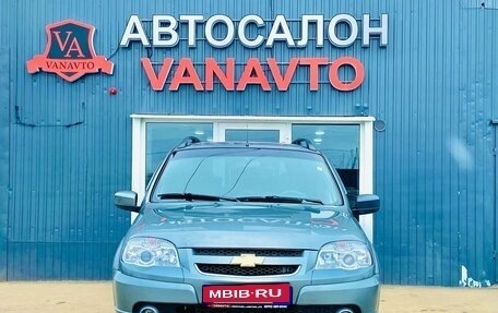 Chevrolet Niva I рестайлинг, 2013 год, 620 000 рублей, 2 фотография