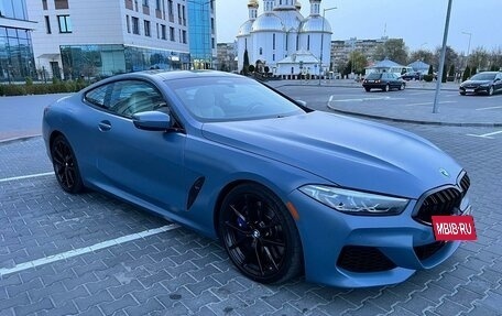 BMW 8 серия, 2019 год, 7 100 000 рублей, 2 фотография
