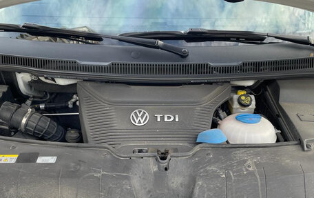 Volkswagen Caravelle T6 рестайлинг, 2021 год, 6 450 000 рублей, 5 фотография