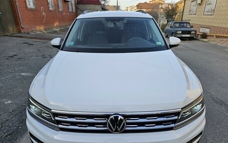 Volkswagen Tiguan II, 2019 год, 3 100 000 рублей, 6 фотография