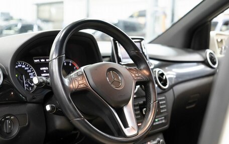 Mercedes-Benz B-Класс, 2013 год, 1 400 000 рублей, 5 фотография