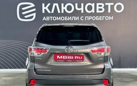 Toyota Highlander III, 2014 год, 3 070 000 рублей, 6 фотография