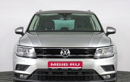 Volkswagen Tiguan II, 2020 год, 2 847 000 рублей, 2 фотография