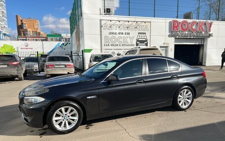 BMW 5 серия, 2012 год, 2 050 000 рублей, 2 фотография