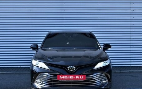 Toyota Camry, 2018 год, 2 965 000 рублей, 2 фотография
