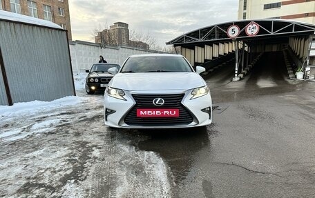 Lexus ES VII, 2016 год, 3 400 000 рублей, 4 фотография