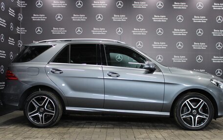 Mercedes-Benz GLE, 2018 год, 5 580 000 рублей, 4 фотография