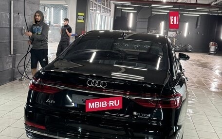 Audi A8, 2022 год, 10 000 000 рублей, 2 фотография