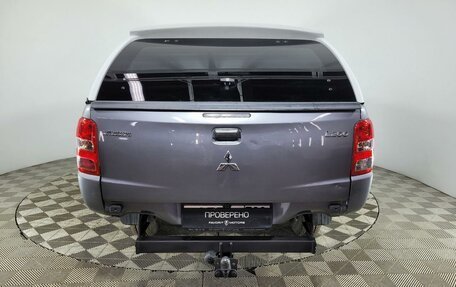 Mitsubishi L200 IV рестайлинг, 2017 год, 1 640 000 рублей, 3 фотография