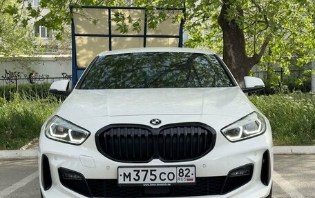 BMW 1 серия, 2019 год, 3 890 000 рублей, 3 фотография