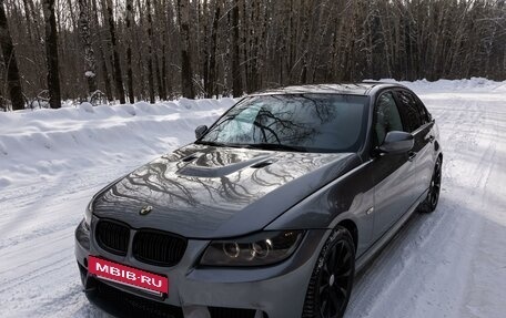 BMW 3 серия, 2011 год, 1 320 000 рублей, 3 фотография
