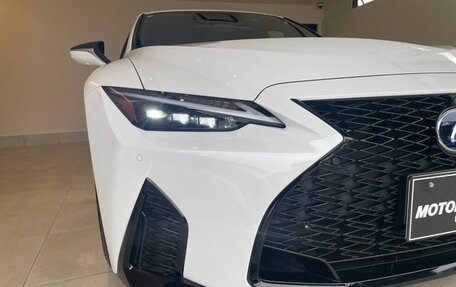Lexus IS III, 2021 год, 3 100 001 рублей, 4 фотография