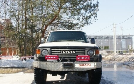 Toyota Land Cruiser 60, 1989 год, 1 060 000 рублей, 4 фотография