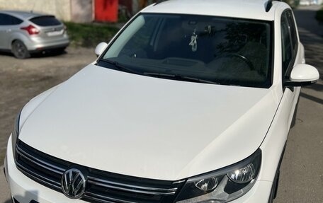 Volkswagen Tiguan I, 2011 год, 1 630 000 рублей, 3 фотография