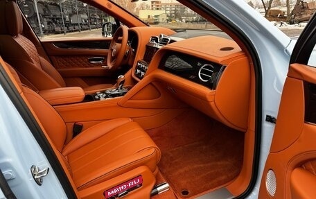 Bentley Bentayga I, 2024 год, 41 000 000 рублей, 2 фотография