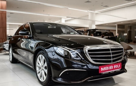 Mercedes-Benz E-Класс, 2017 год, 2 949 000 рублей, 4 фотография