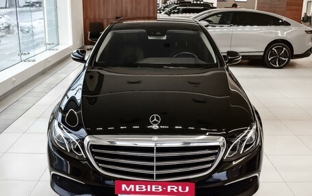 Mercedes-Benz E-Класс, 2017 год, 2 949 000 рублей, 3 фотография