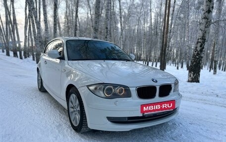 BMW 1 серия, 2011 год, 990 000 рублей, 6 фотография