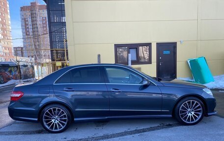 Mercedes-Benz E-Класс, 2010 год, 1 980 000 рублей, 3 фотография