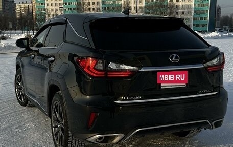 Lexus RX IV рестайлинг, 2017 год, 4 300 000 рублей, 2 фотография