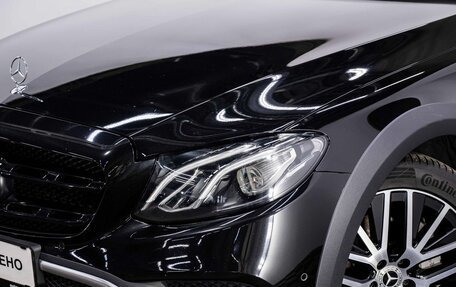 Mercedes-Benz E-Класс, 2019 год, 4 480 000 рублей, 8 фотография