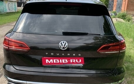 Volkswagen Touareg III, 2018 год, 5 800 000 рублей, 2 фотография