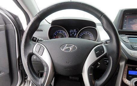 Hyundai Avante, 2010 год, 1 283 000 рублей, 5 фотография
